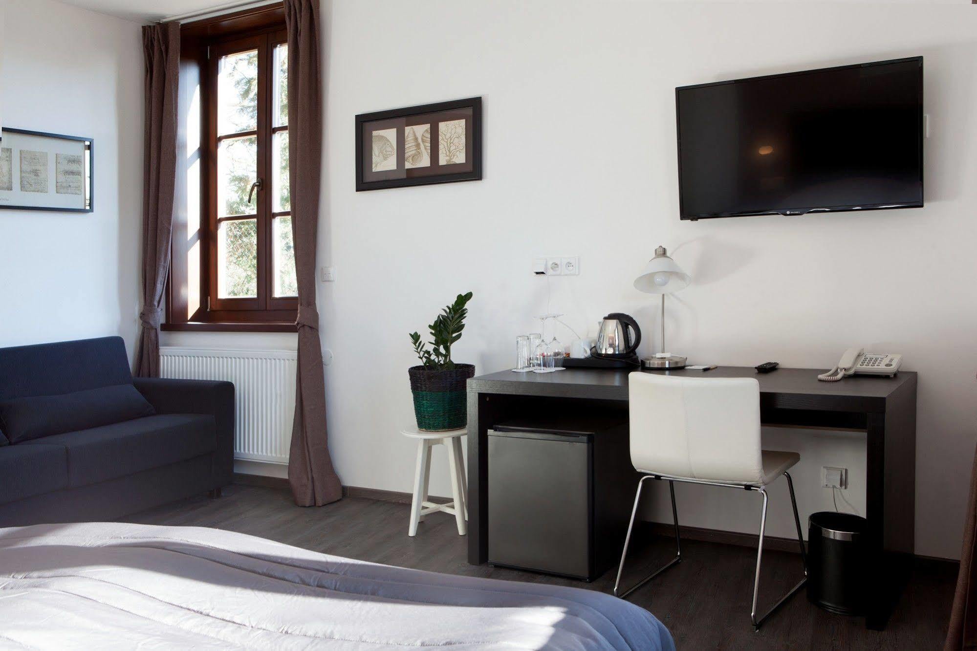 Hotel Koruna Chlumec nad Cidlinou Εξωτερικό φωτογραφία